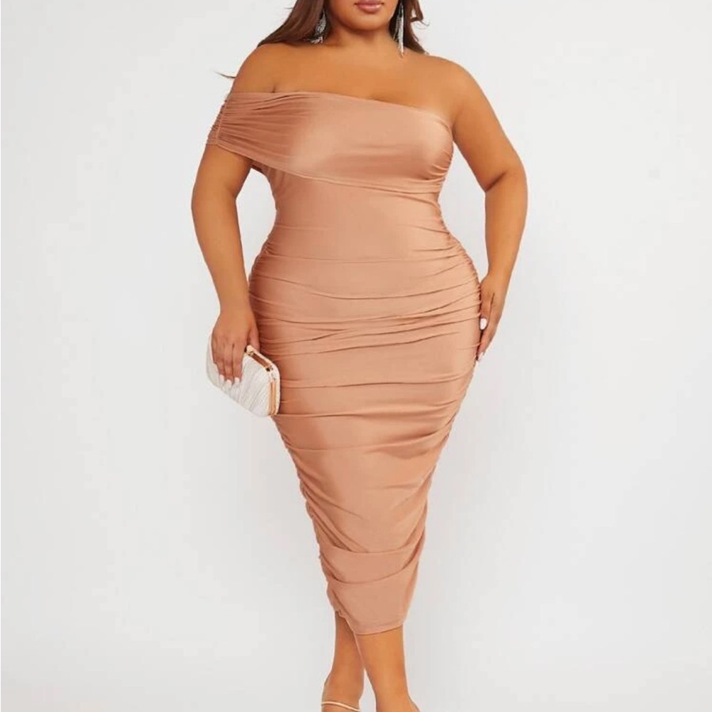 Plus Off-Shoulder Nude Dress